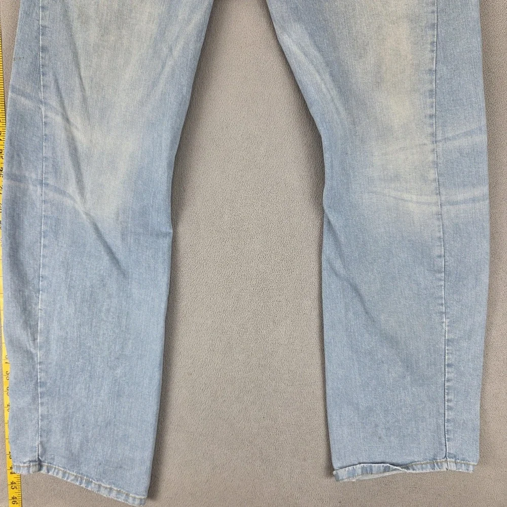 Vintage Levis Engineered Jeans Mens 33x34 Blue Twisted Light Wash Denim